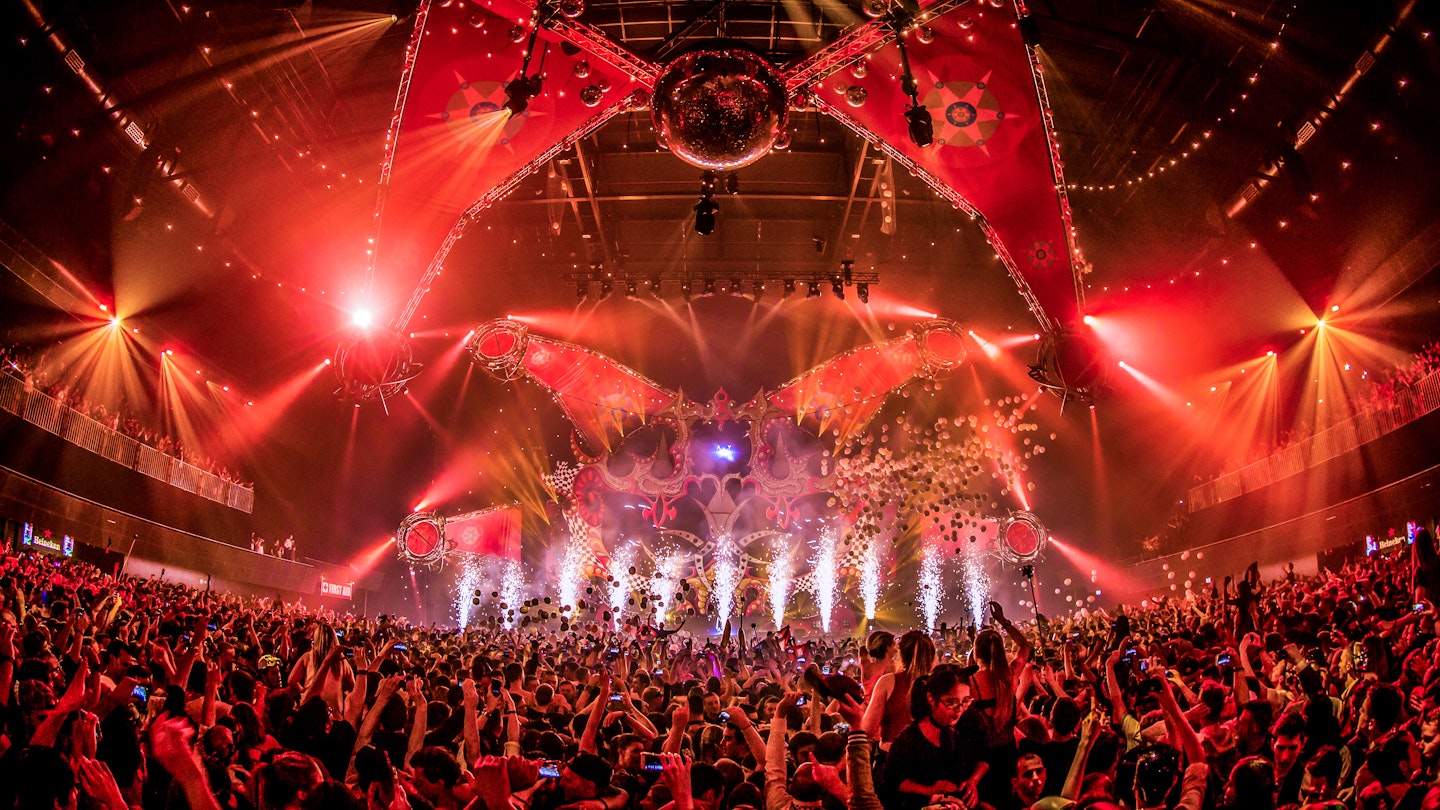 Freaqshow 2015 The Qdance Hardstyle Top 10 2015